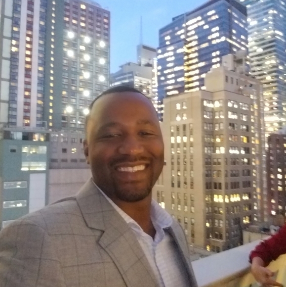 Meet your Posher, Corey - Picture 2 of 3